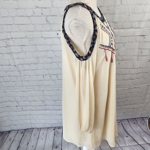 FLYING TOMATO WOMEN'S SHIFT COLD SHOULDER DRESS SIZE SMALL - Picture 3 of 6